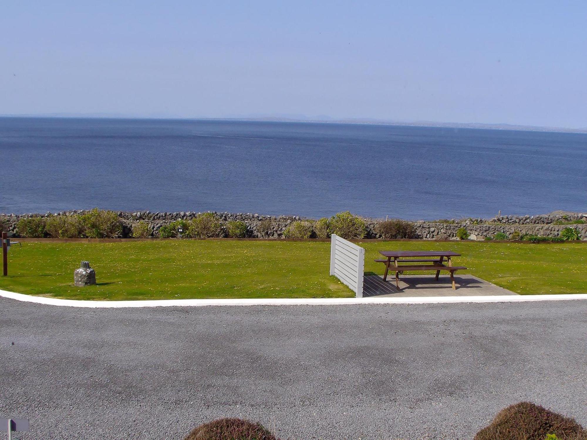 Вилла Dolphin Watch Wild Atlantic Way Fanore Экстерьер фото